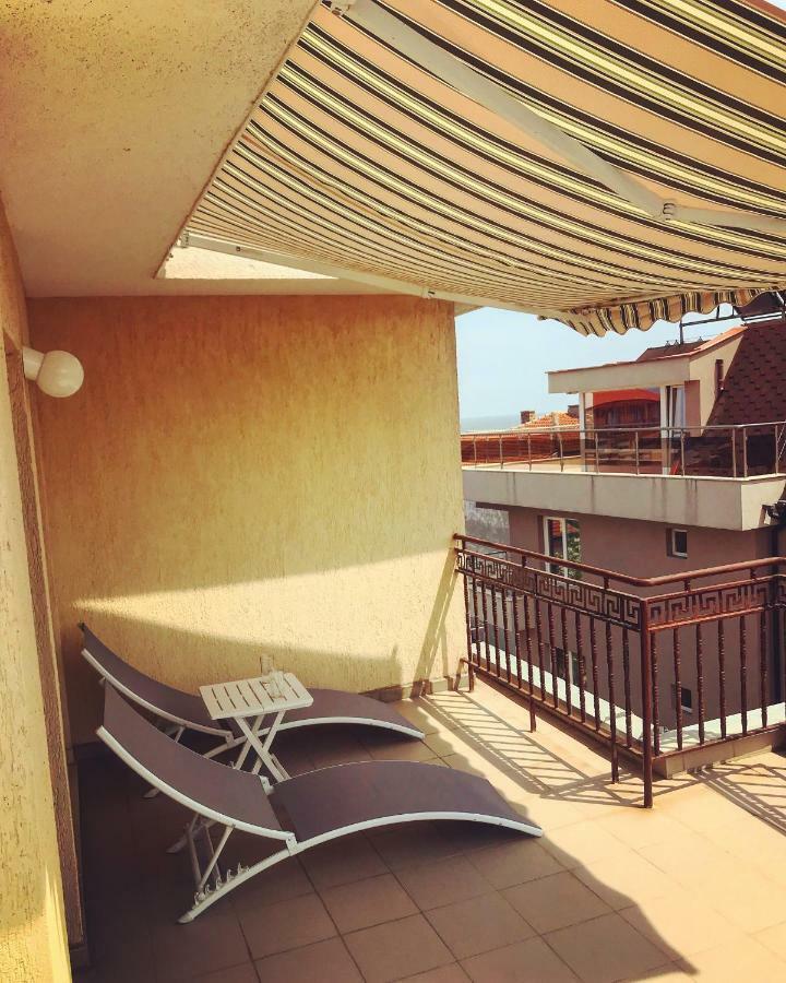 Family Hotel Friends Primorsko Exterior foto